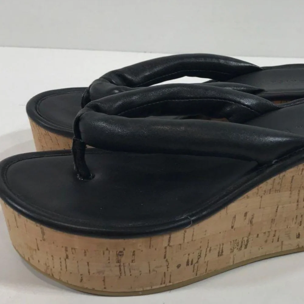 Women’s Veronica Beard Cork Platform Black Leather Thong Sandals Size 6M
